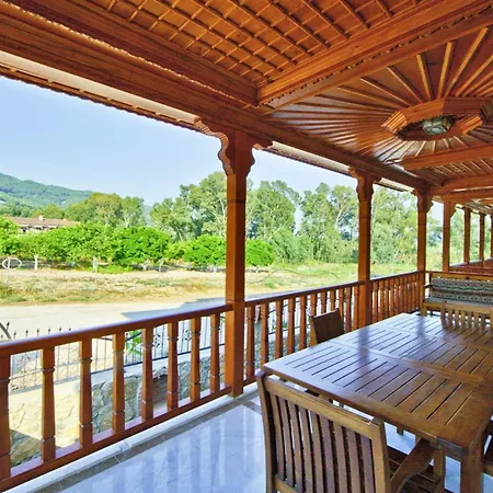 Lejlighedshotel Gumus 4*