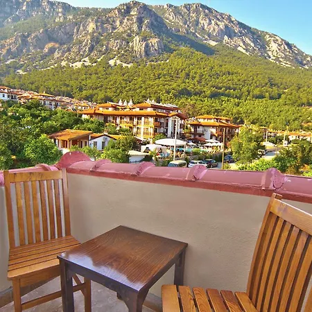 Gumus Akyaka (Mugla)