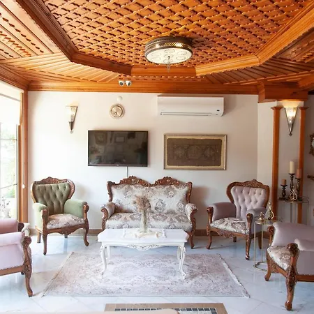 Gumus Akyaka (Mugla)