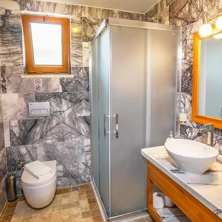 Gumus Akyaka (Mugla)